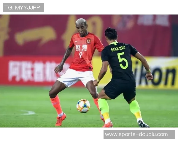 格伊加盟助力蓝月冲冠詹俊分析球队投入与竞争差距